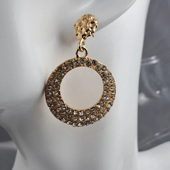 Radiant Gold Halo Hoops - Picture 3 of 5